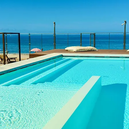 Appartamenti&villa Il Delfinetto Aparthotel 2*