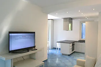 Aparthotel Appartamenti&villa Il Delfinetto 2*